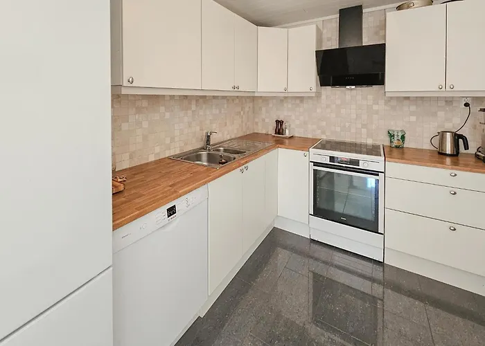 1 Bedroom Amazing In *